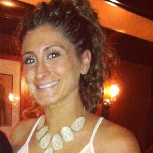 Meet your Posher, Penelope - Picture 2 of 3